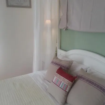 Land And Sea Guest house *